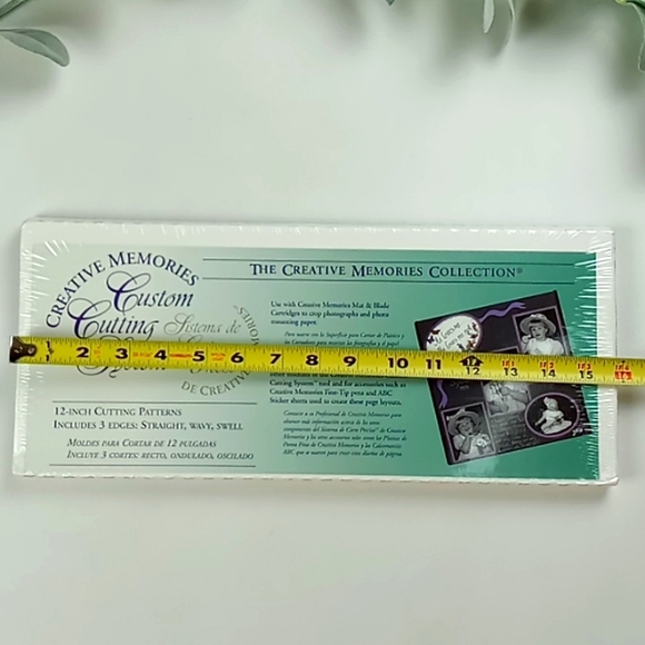 Creative Memories Custom Cutting System 12 Inch Cutting Patterns 3 Edges NWT - Picture 6 of 7